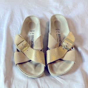 Used metallic Birkenstock sandals size 37